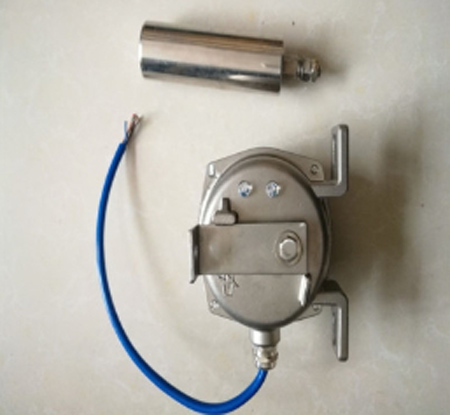 XCRT315兩級(jí)跑偏開關(guān)、XDT-A-G2FY跑偏開關(guān)防水防油污滲入價(jià)格