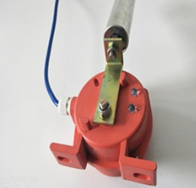 XPK-I跑偏開(kāi)關(guān)、X-TB-1-1230兩級(jí)跑偏開(kāi)關(guān)廠家