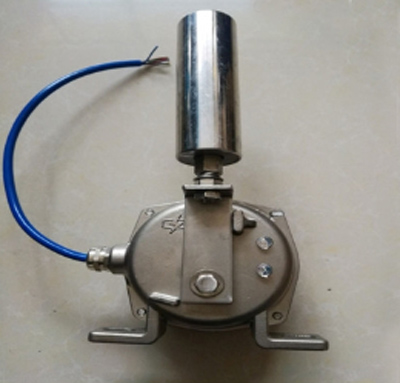 皮帶跑偏開關(guān)、KPTH2-10、兩級(jí)跑偏開關(guān)，防偏傳感器廠家