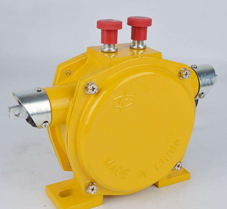 AS-LS350手動(dòng)耐酸堿雙向拉繩開關(guān)、ATLS-100B22拉繩開關(guān)都經(jīng)過(guò)防水測(cè)試生產(chǎn)廠家